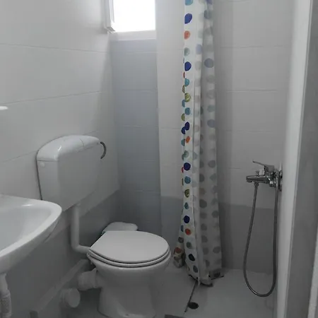 Moments Adamantas (Milos)