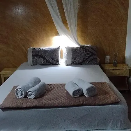 Hotell Moments Adamantas (Milos)